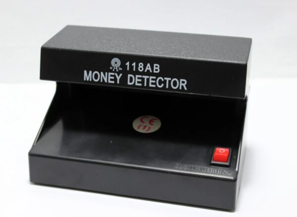 Детектор Валют 118 AB УФ Лампа для Денег MONEY от батареек