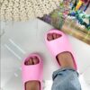 Тапки женские Adidas Yeezy Slide Bone White,розовые