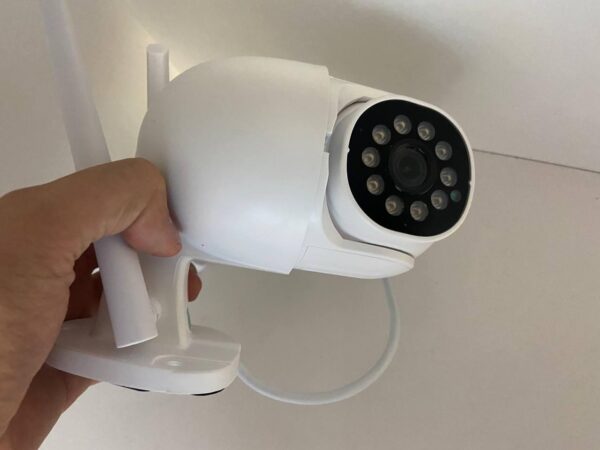 Поворотная уличная камера видеонаблюдения WIFI PT Camera L10