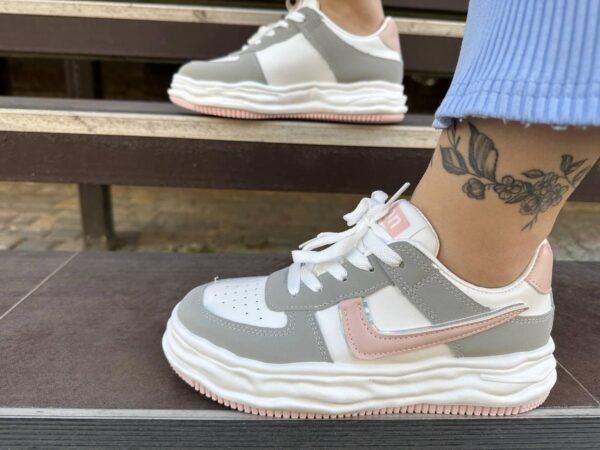 Женские кроссовки Ailaifa8823-grey Бело-серые