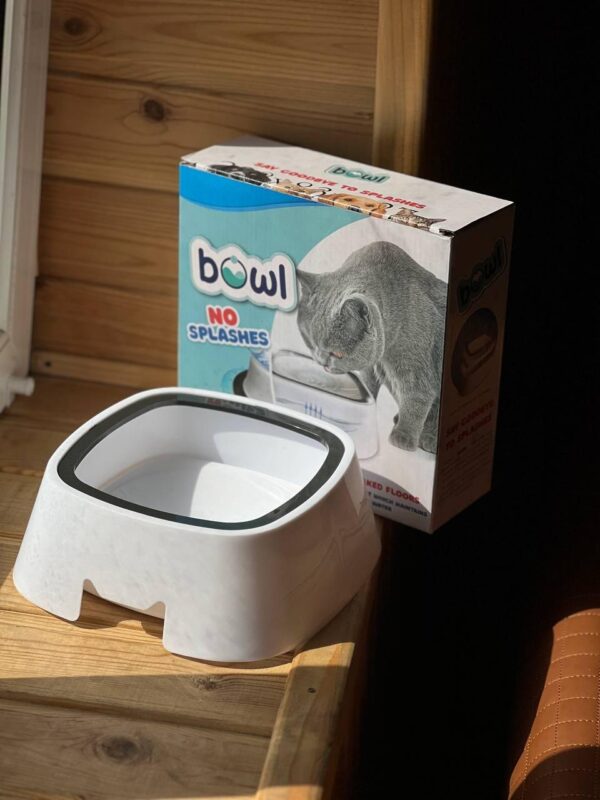 Миска для воды непроливайка для кошек и собак Magic Bow 1.5 л