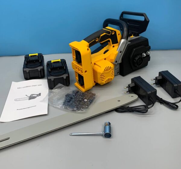 Цепная аккумуляторная пила с двумя аккумуляторами DW 216 1600Вт 21V Li-Ion