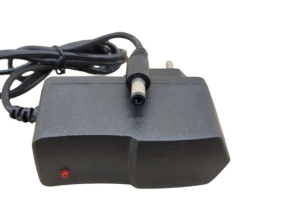 Блок Питания универсальный Сетевой Адаптер 5V 1A AC/DC Adapter 5V 1A